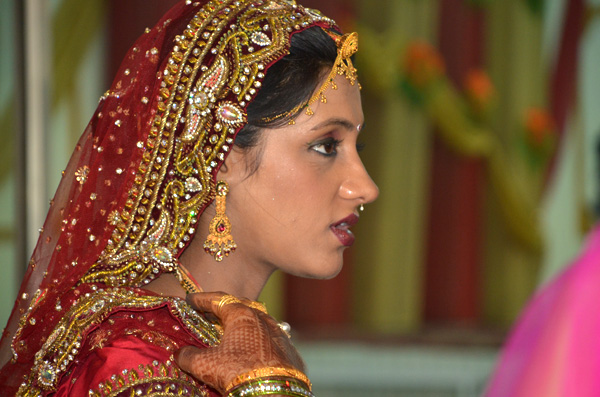 Me falaram que essa moça tinha casado na noite anterior!