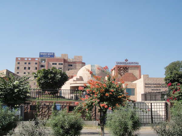 DSC06903 - Cancer Hospital